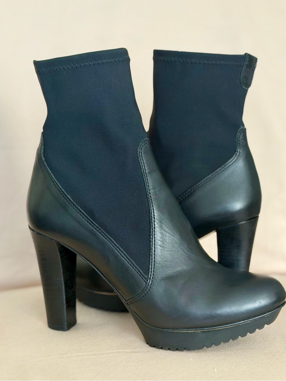 Donald J Pliner Pepe Castell Made in Spain Vintage 90s Y2K Sock Boots Platform